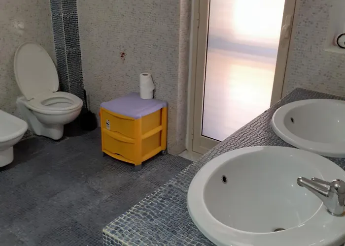 Il Marinaio בית הארחה